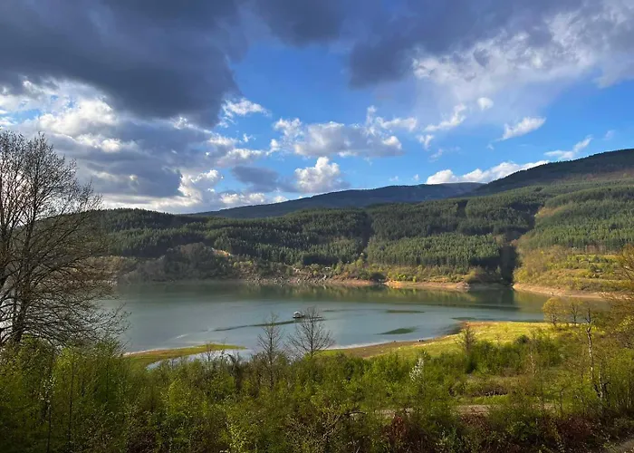Zavojsko Jezero - Vila Jezero