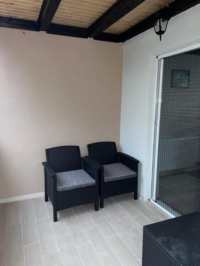 Apartment Zavojsko Jezero - Jezero