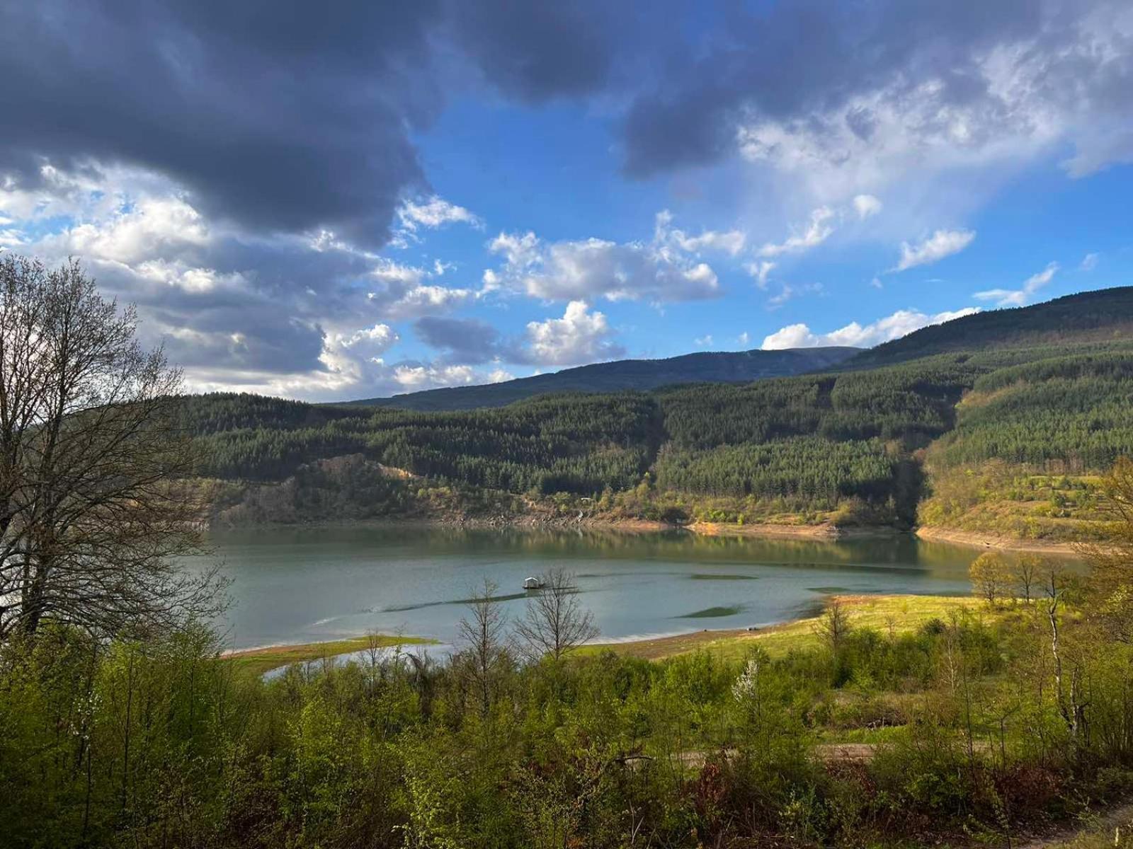 Zavojsko Jezero - Jezero *